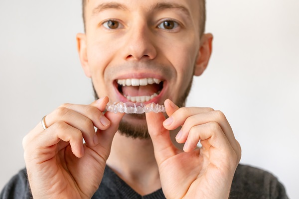 How To Decide If Clear Aligners Are The Right Orthodontic Treatment For You